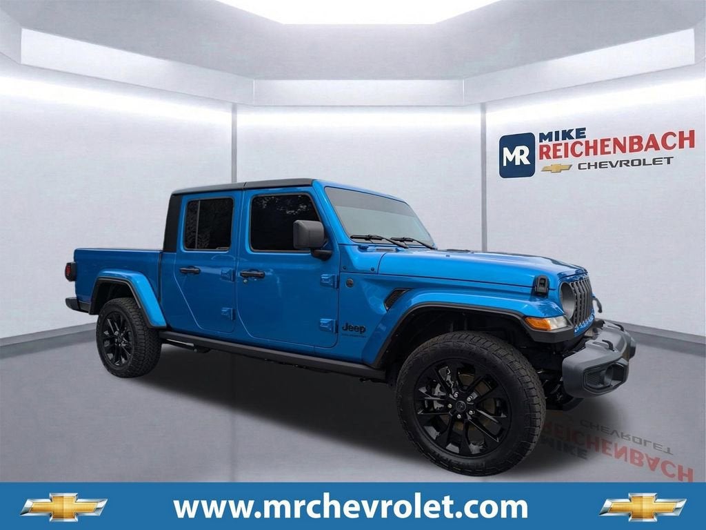 2025 Jeep Gladiator Nighthawk Auto's photo
