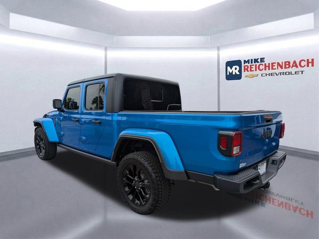 2025 Jeep Gladiator Nighthawk