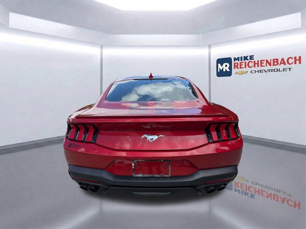 2024 Ford Mustang EcoBoost