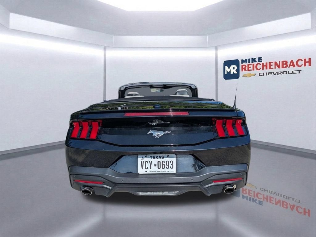 2024 Ford Mustang EcoBoost