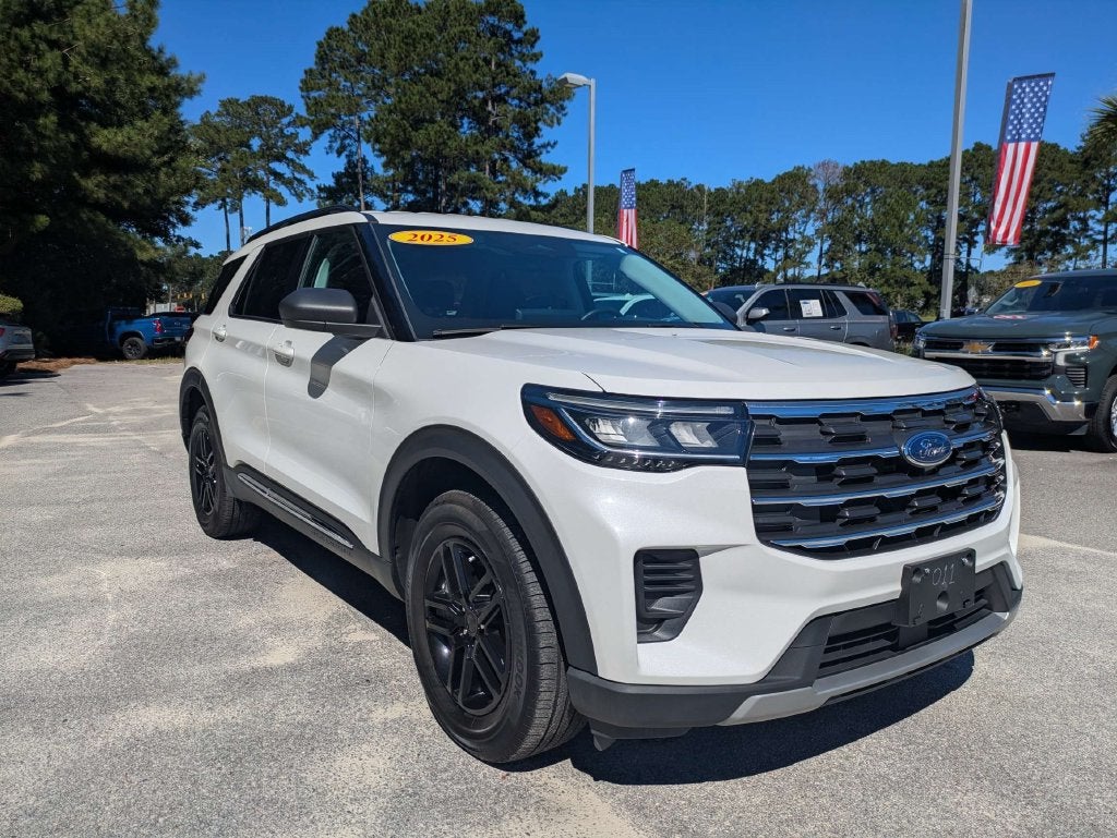 2025 Ford Explorer