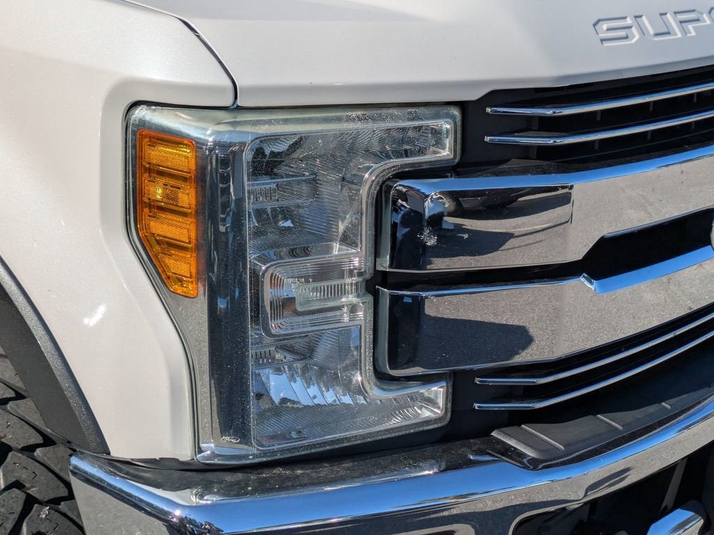 2017 Ford Super Duty F-250 SRW Lariat