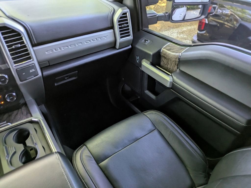 2017 Ford Super Duty F-250 SRW Lariat