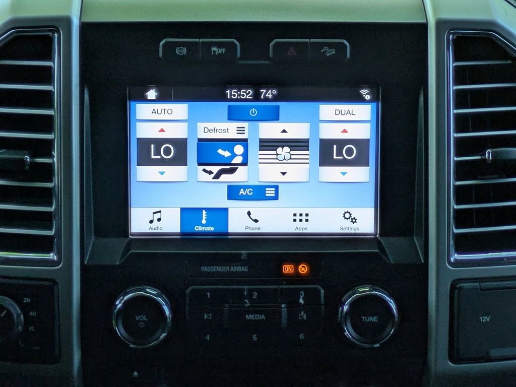 2017 Ford Super Duty F-250 SRW Lariat