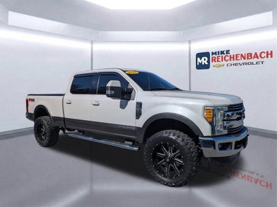 2017 Ford Super Duty F-250 SRW Lariat