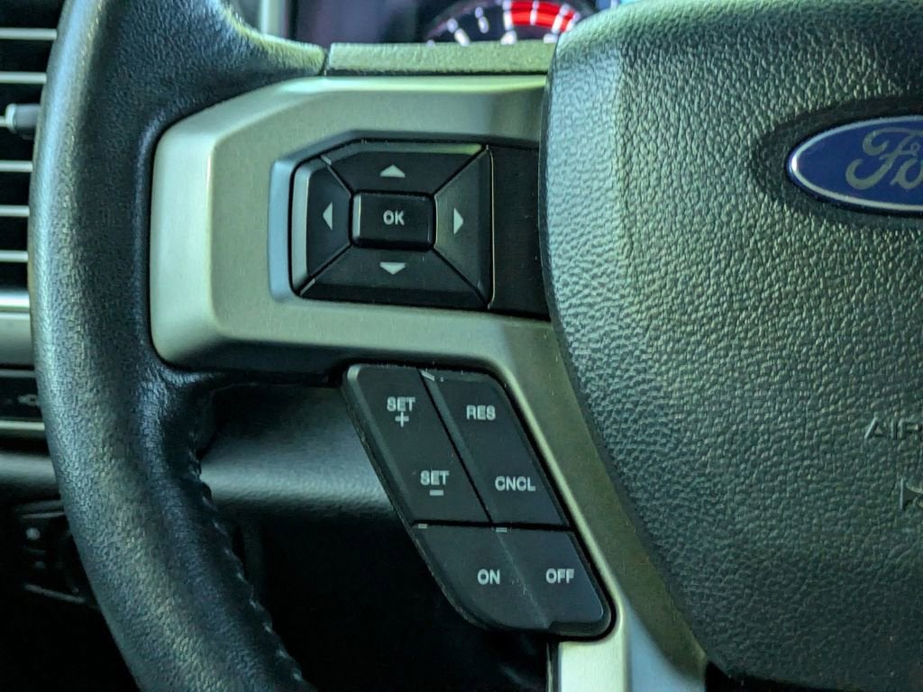 2017 Ford Super Duty F-250 SRW Lariat