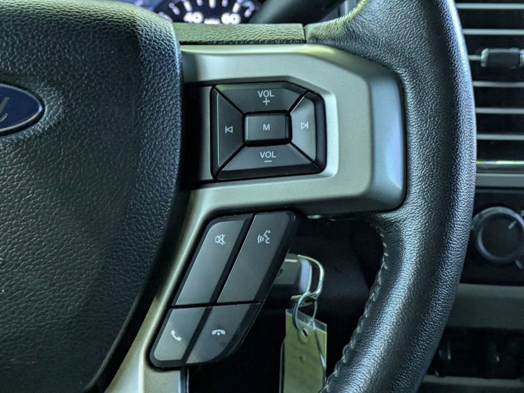 2017 Ford Super Duty F-250 SRW Lariat