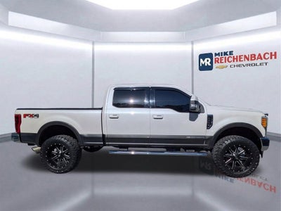 2017 Ford Super Duty F-250 SRW Lariat