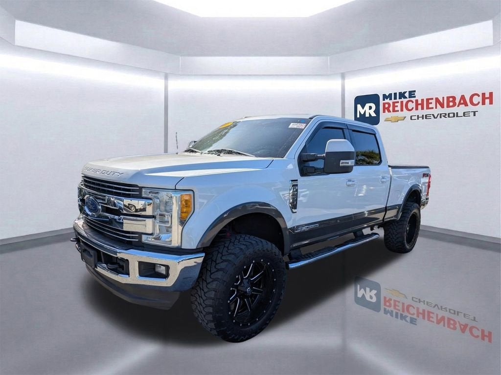 2017 Ford Super Duty F-250 SRW Lariat