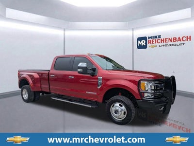 2017 Ford Super Duty F-350 DRW Lariat