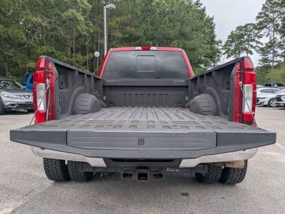 2017 Ford Super Duty F-350 DRW Lariat