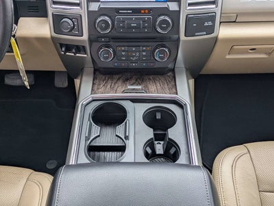 2017 Ford Super Duty F-350 DRW Lariat