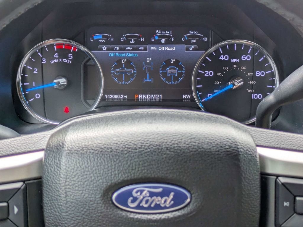 2017 Ford Super Duty F-350 DRW Lariat