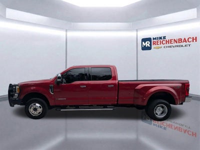 2017 Ford Super Duty F-350 DRW Lariat