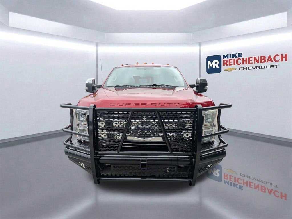 2017 Ford Super Duty F-350 DRW Lariat