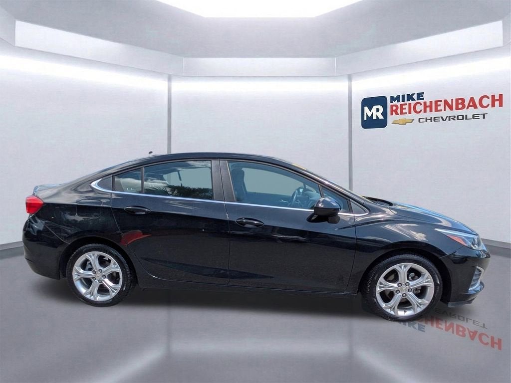 2019 Chevrolet Cruze Premier