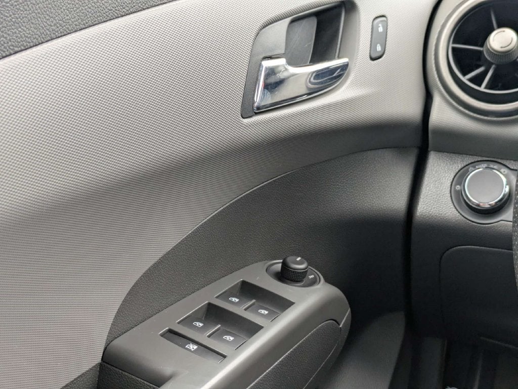 2014 Chevrolet Sonic LT