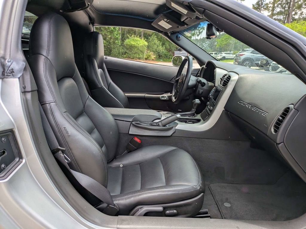 2005 Chevrolet Corvette Base