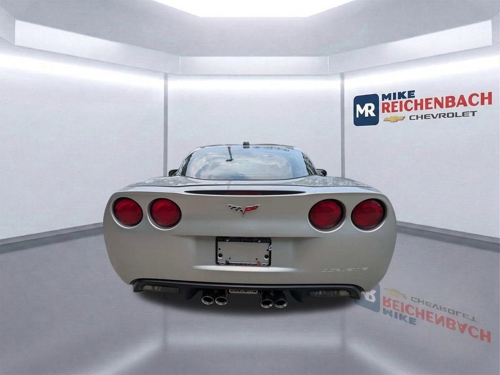 2005 Chevrolet Corvette Base