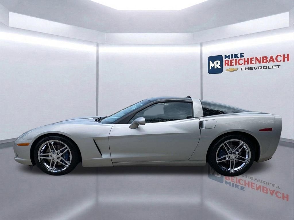 2005 Chevrolet Corvette Base