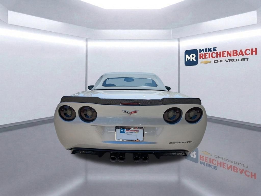 2006 Chevrolet Corvette Base