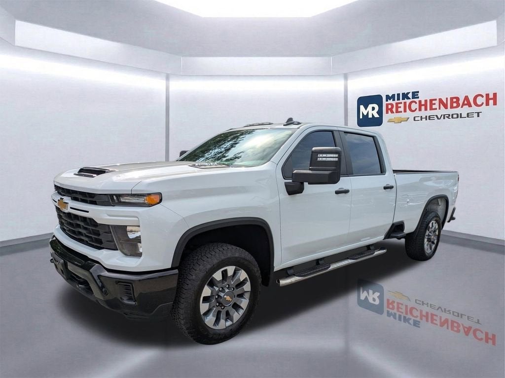 2024 Chevrolet Silverado 2500 HD Custom