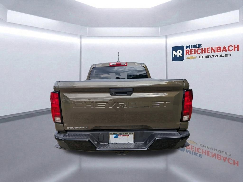 2024 Chevrolet Colorado WT