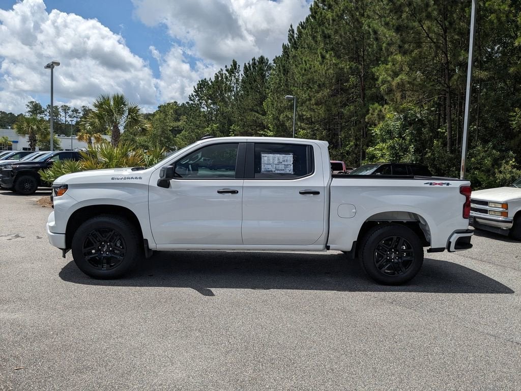 2025 Chevrolet Silverado 1500 Custom