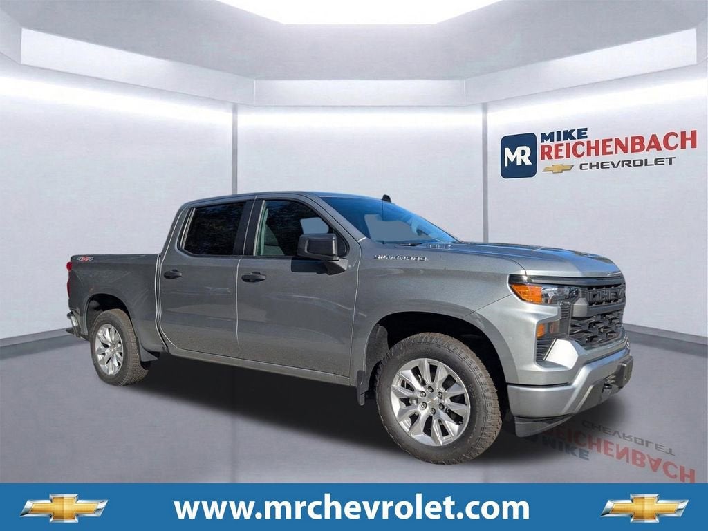 2025 Chevrolet Silverado 1500 Custom