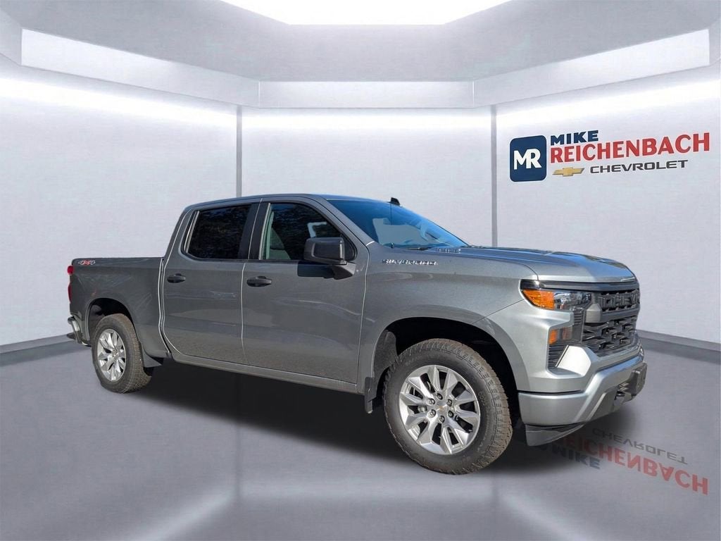 2025 Chevrolet Silverado 1500 Custom