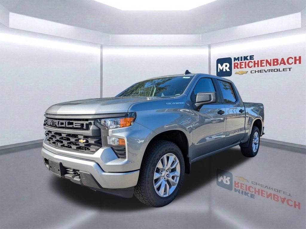 2025 Chevrolet Silverado 1500 Custom