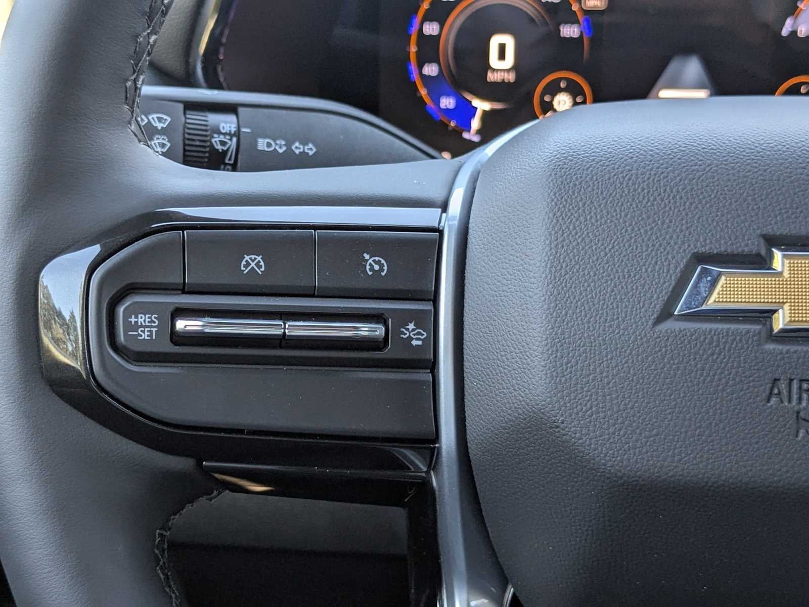 2025 Chevrolet Colorado WT/LT