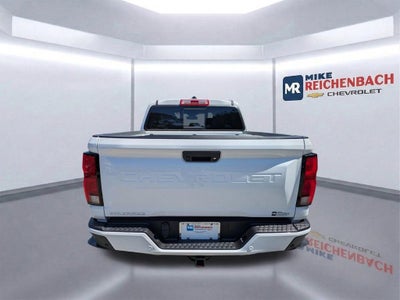 2025 Chevrolet Colorado WT/LT