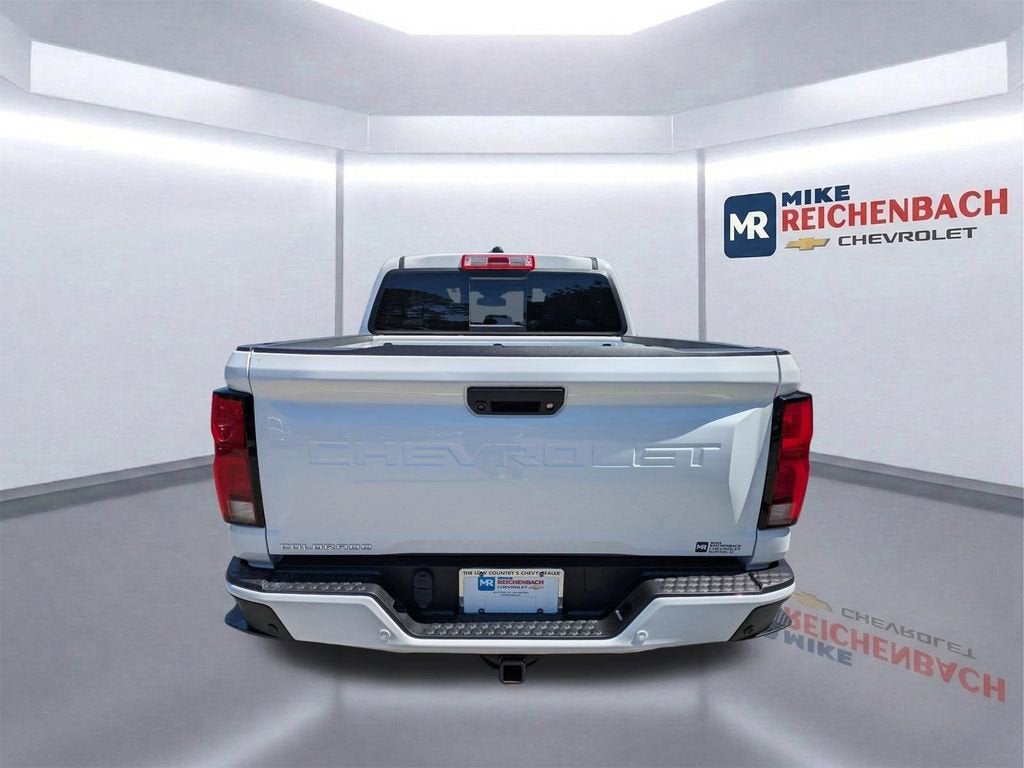 2025 Chevrolet Colorado WT/LT