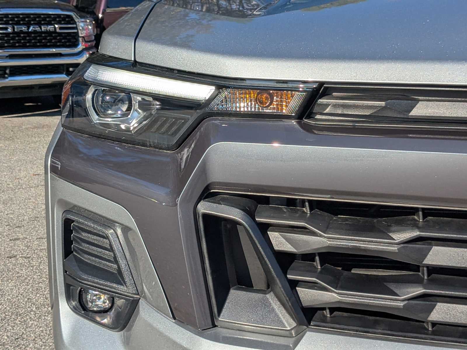 2025 Chevrolet Colorado WT/LT