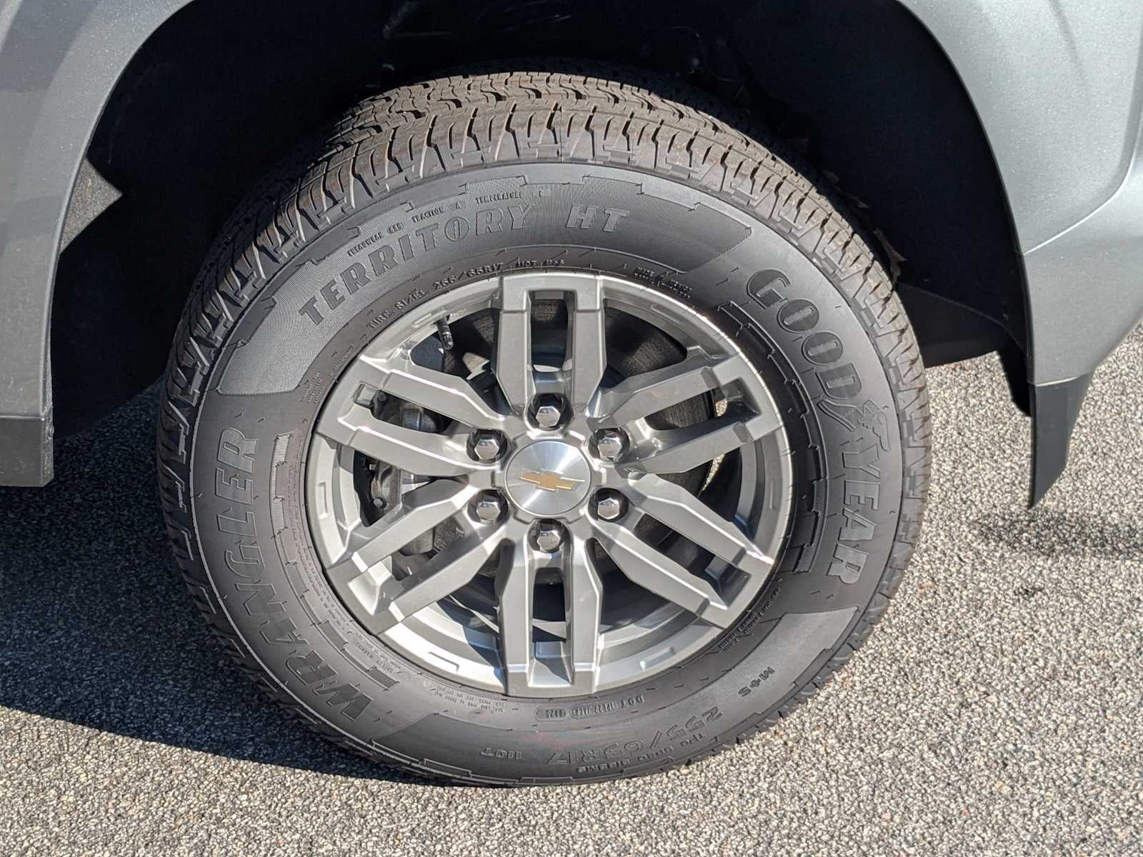 2025 Chevrolet Colorado WT/LT