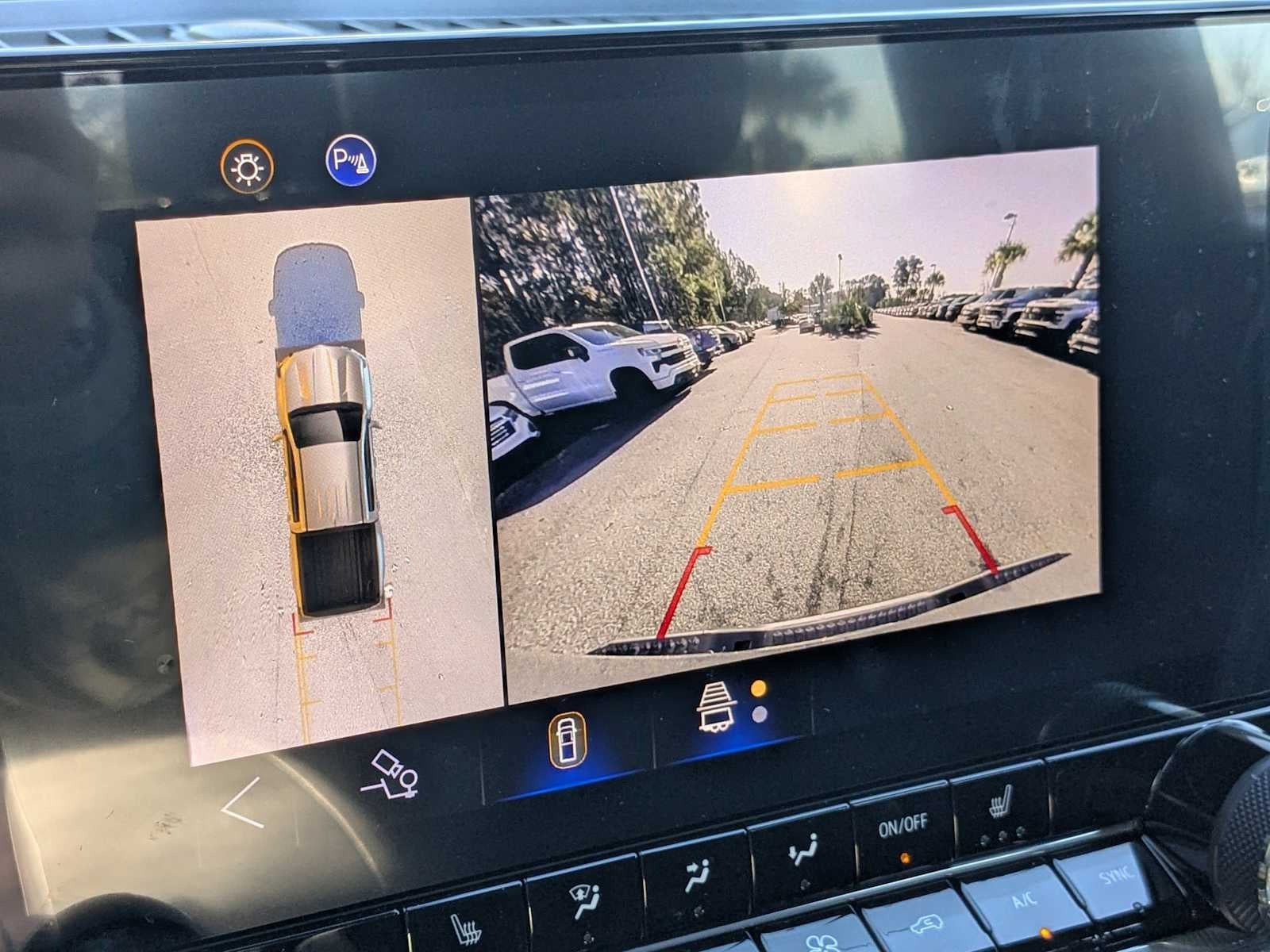 2025 Chevrolet Colorado WT/LT