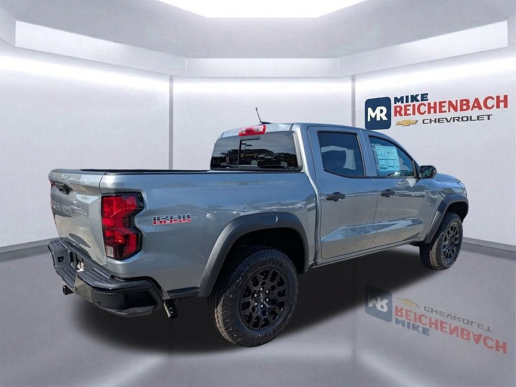 2026 Chevrolet Colorado Trail Boss - Photo 5