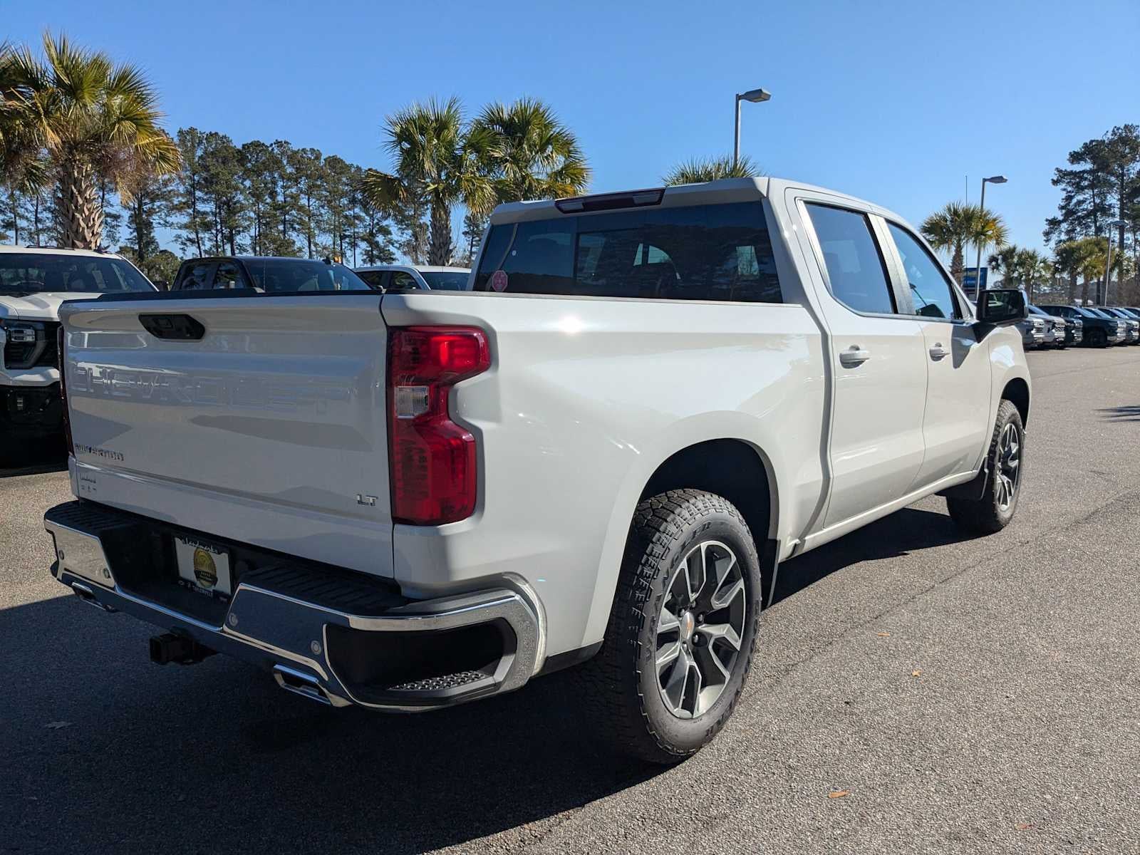 2025 Chevrolet Silverado 1500 LT