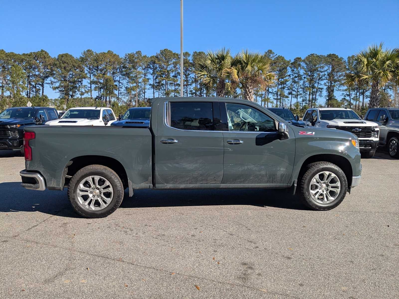 2025 Chevrolet Silverado 1500 LTZ