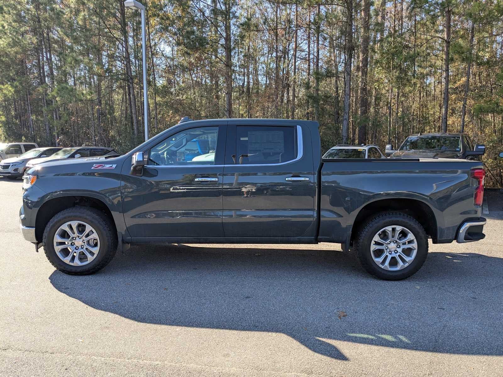 2025 Chevrolet Silverado 1500 LTZ