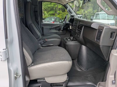 2025 Chevrolet Express Cargo WT