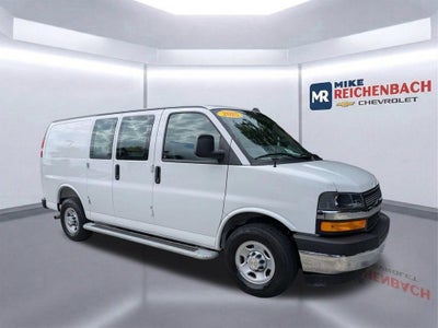 2025 Chevrolet Express Cargo WT
