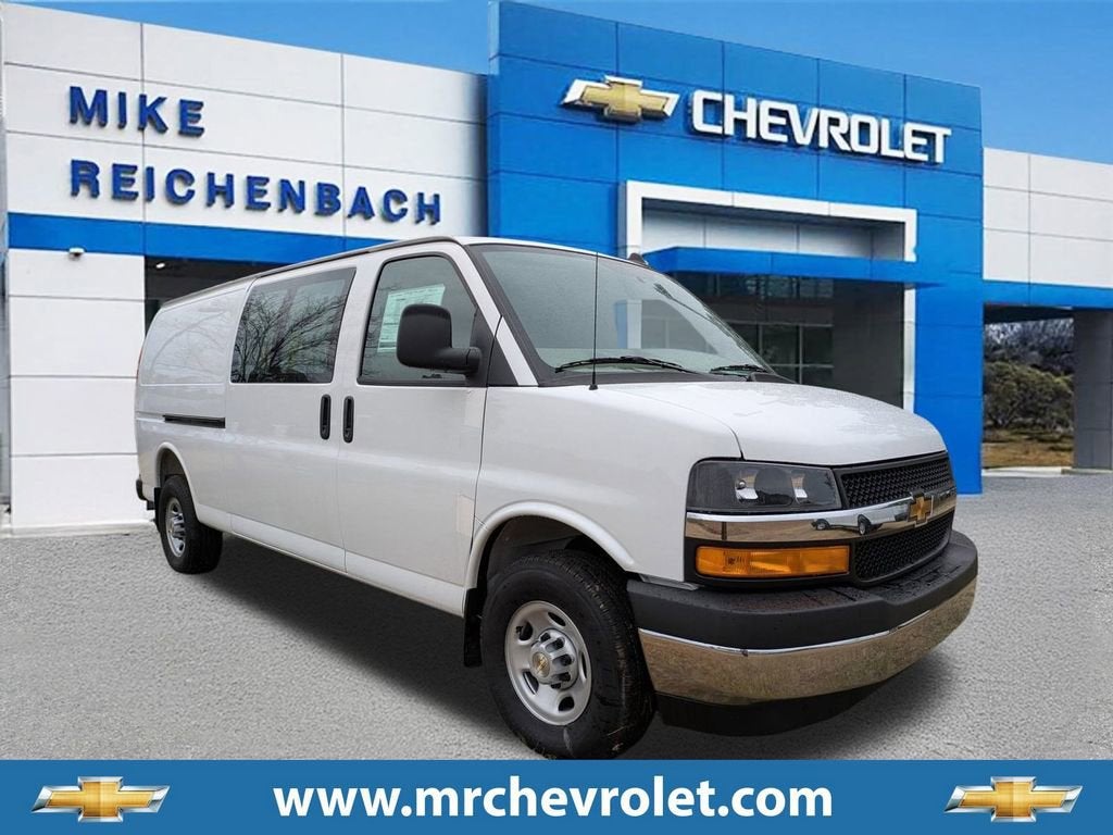 2025 Chevrolet Express Cargo 2500 WT