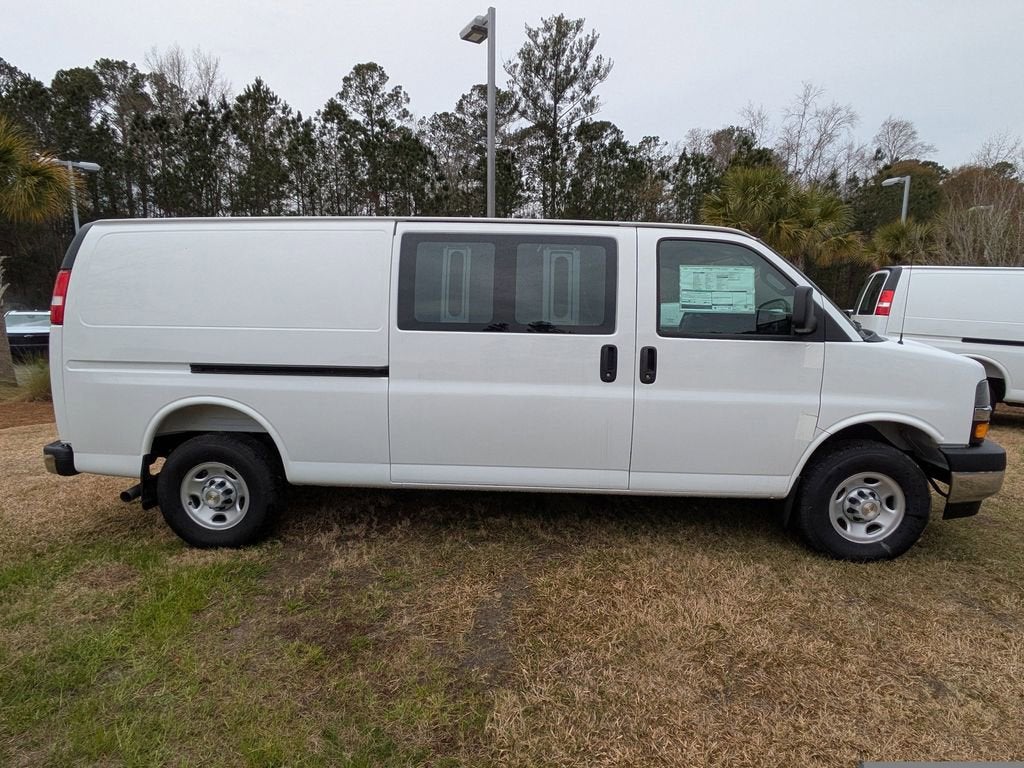 2025 Chevrolet Express Cargo 2500 WT