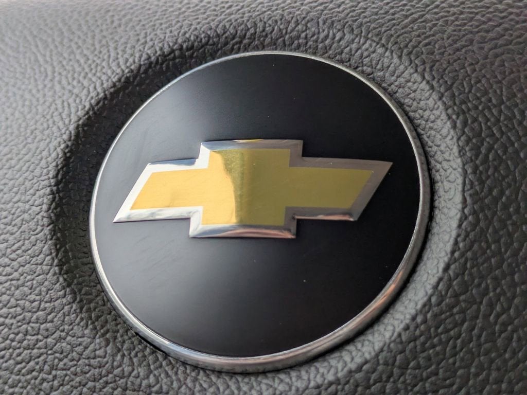 2025 Chevrolet Express Cargo 3500 WT