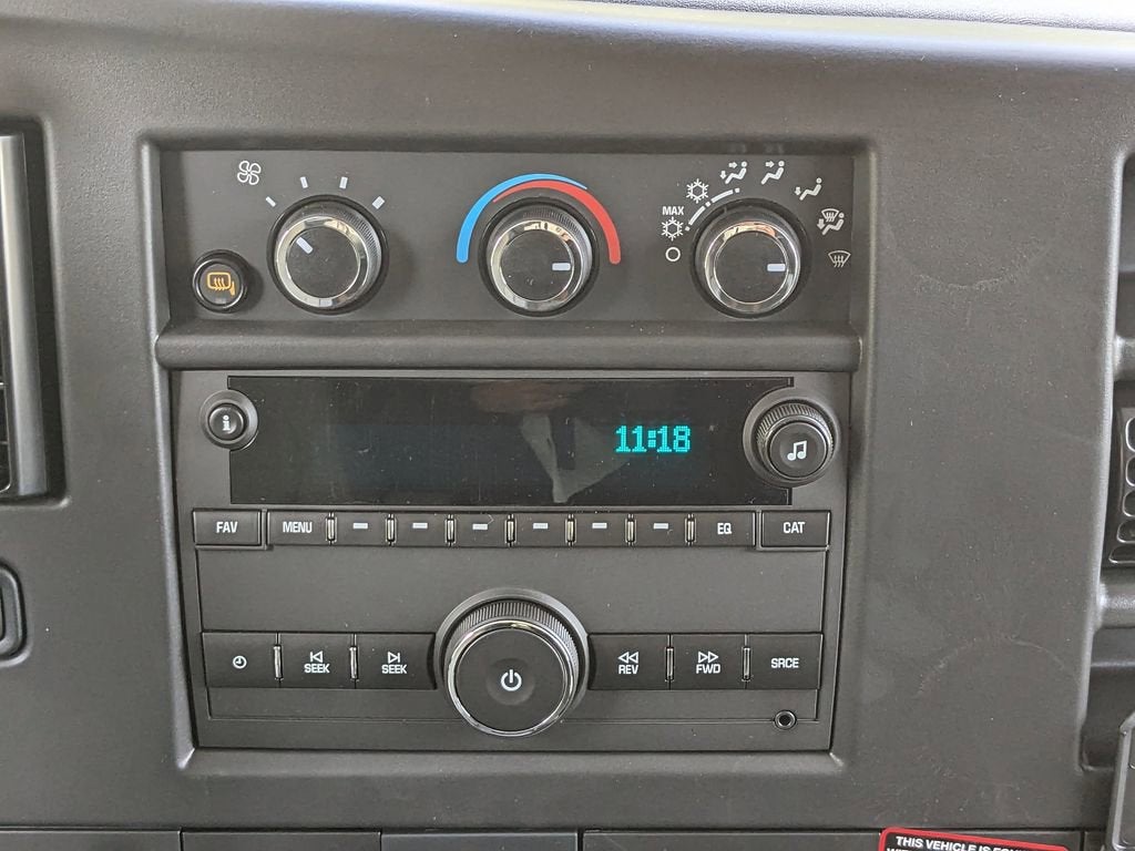 2025 Chevrolet Express Cargo 3500 WT