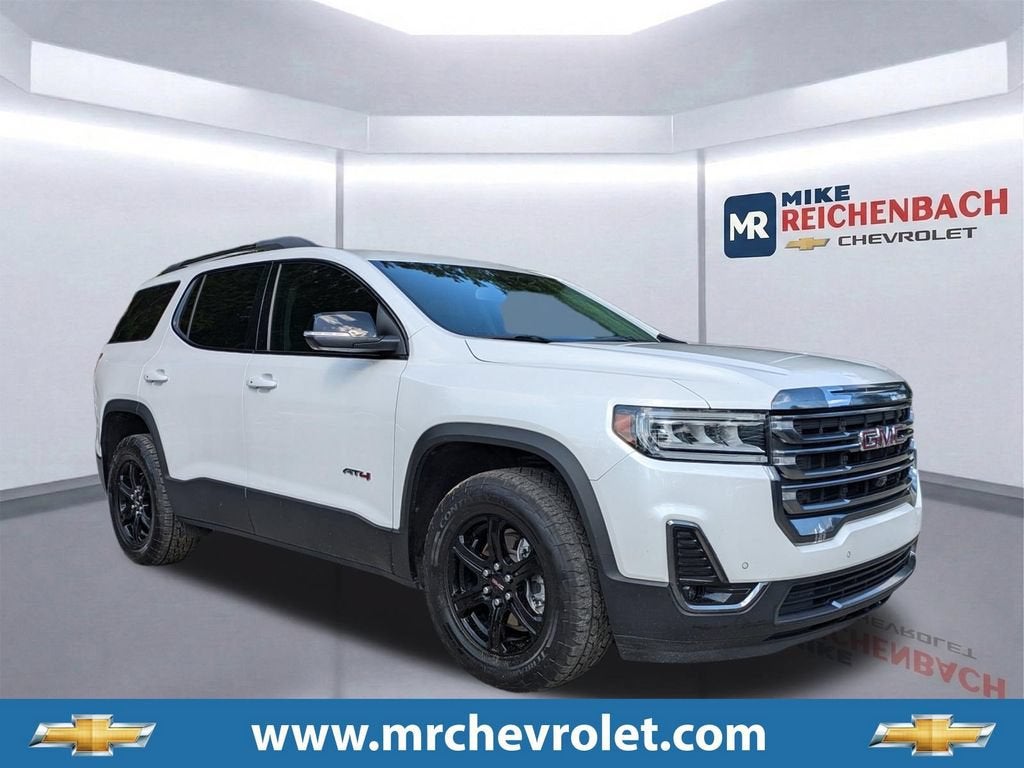 2022 GMC Acadia AT4