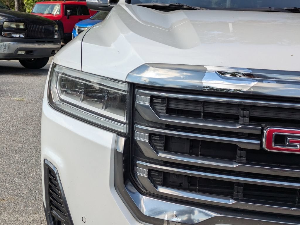 2022 GMC Acadia AT4