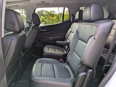 2022 GMC Acadia AT4